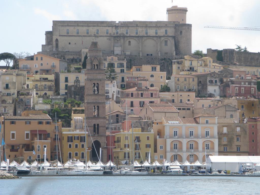 Il Nido Dei Gemelli Villa Formia Luaran gambar