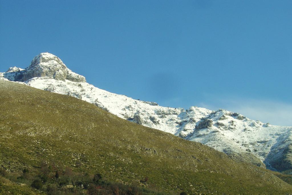 Il Nido Dei Gemelli Villa Formia Luaran gambar